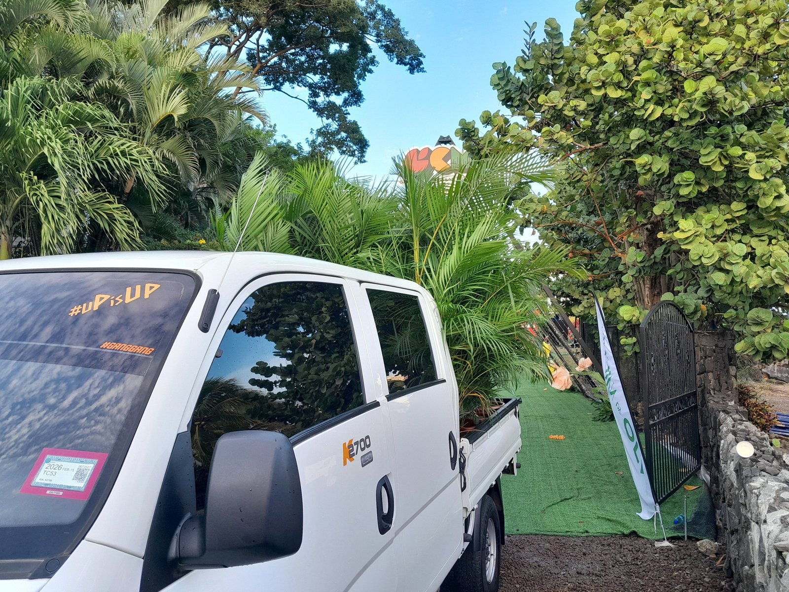 Image gallery marquee